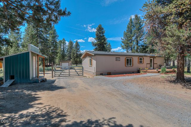 145118 Birchwood Road, La Pine, OR 97739
