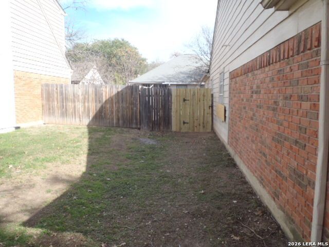 325 Sunrose Ln, Cibolo, TX 78108