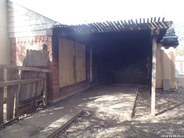 325 Sunrose Ln, Cibolo, TX 78108