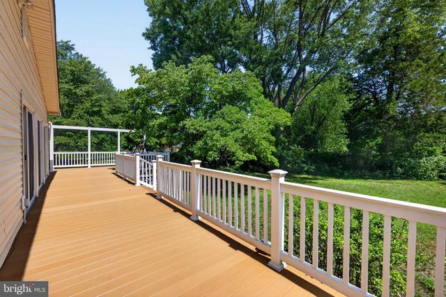 5611 PARK DR, Bowie, MD 20715
