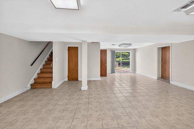 5611 PARK DR, Bowie, MD 20715