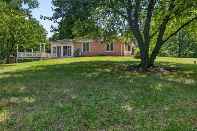 5611 PARK DR, Bowie, MD 20715