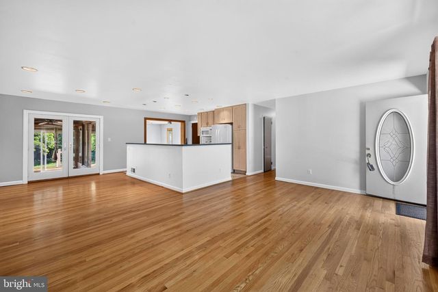 5611 PARK DR, Bowie, MD 20715