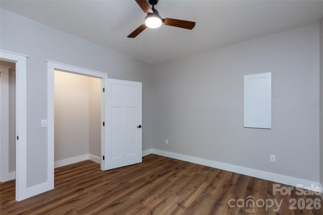 79 Midway Drive 22, Sylva, NC 28779