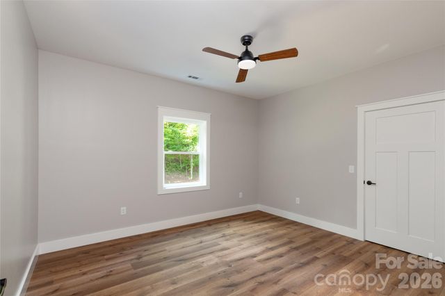 79 Midway Drive 22, Sylva, NC 28779