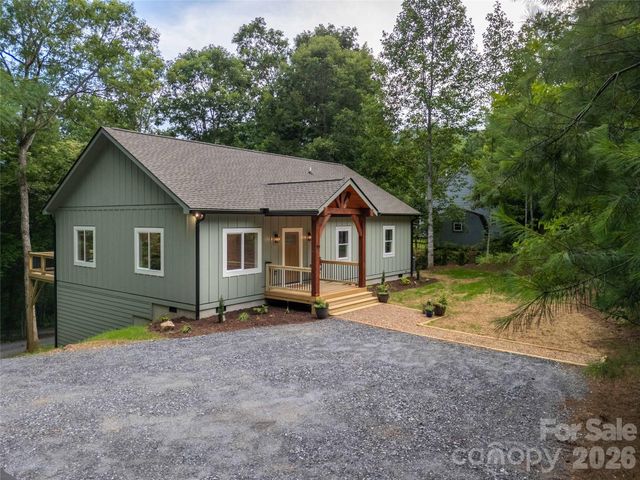 79 Midway Drive 22, Sylva, NC 28779