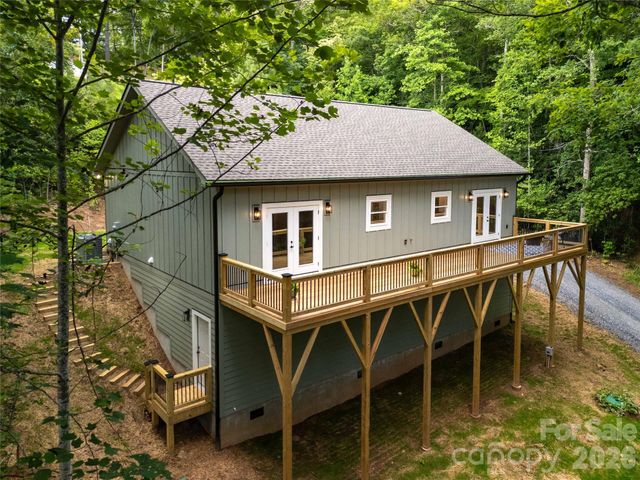 79 Midway Drive 22, Sylva, NC 28779