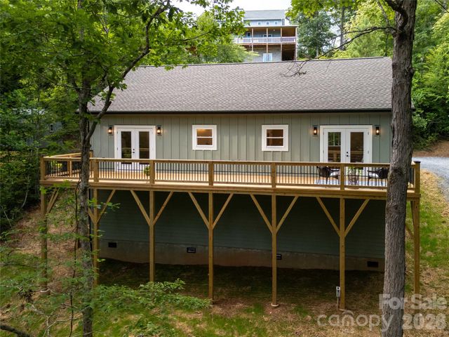 79 Midway Drive 22, Sylva, NC 28779