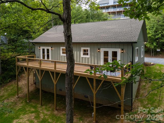 79 Midway Drive 22, Sylva, NC 28779