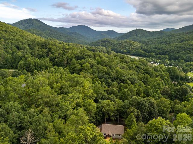 79 Midway Drive 22, Sylva, NC 28779