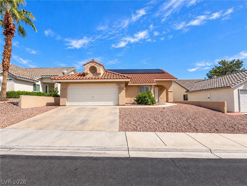 978 Hunters Run Drive, Henderson, NV 89002 — exterior