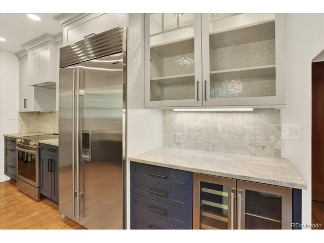 695 Dahlia St, Denver, CO 80220