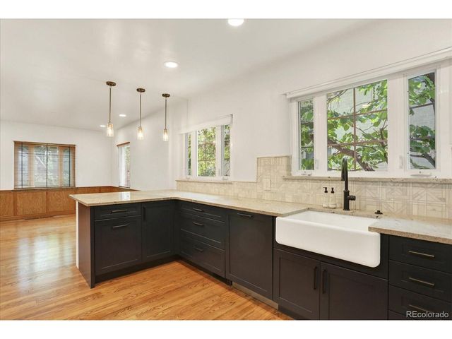 695 Dahlia St, Denver, CO 80220