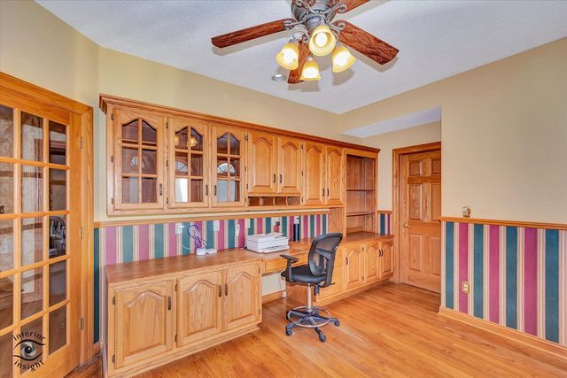 2500 Beverly Way, Ottawa, IL 61350