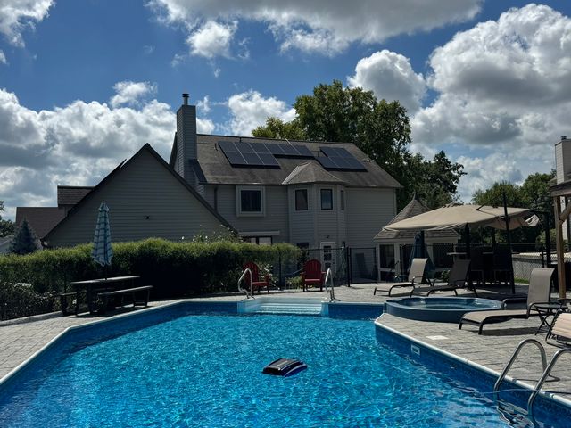 2500 Beverly Way, Ottawa, IL 61350