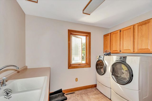 2500 Beverly Way, Ottawa, IL 61350