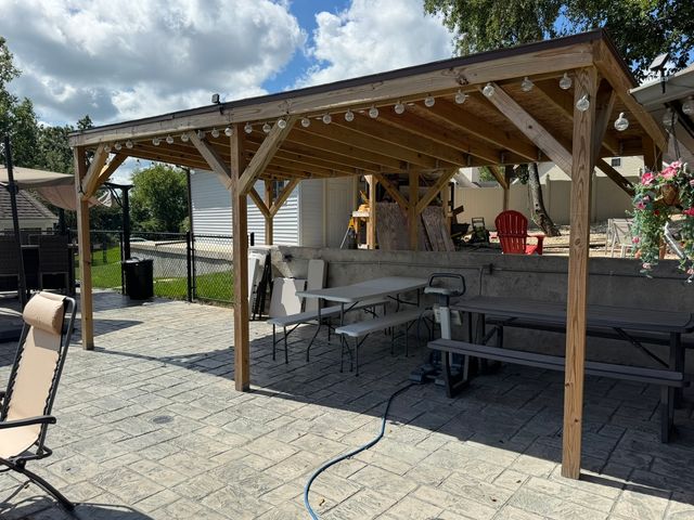 2500 Beverly Way, Ottawa, IL 61350