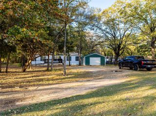 202 Forgotten Lane, Mabank, TX 75156