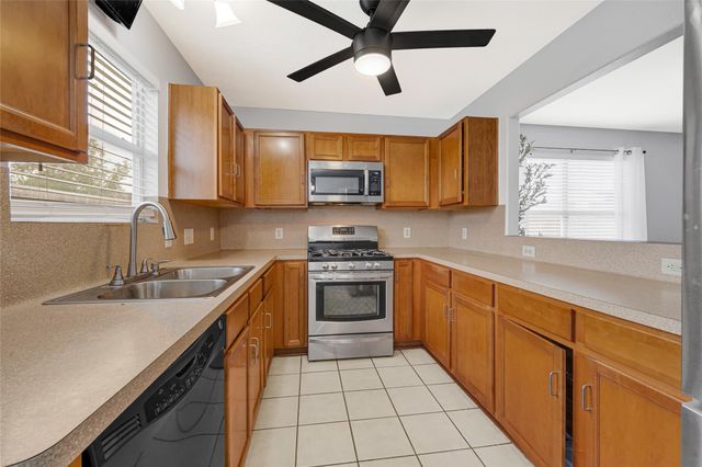 9110 Aspen Trace Lane, Humble, TX 77338