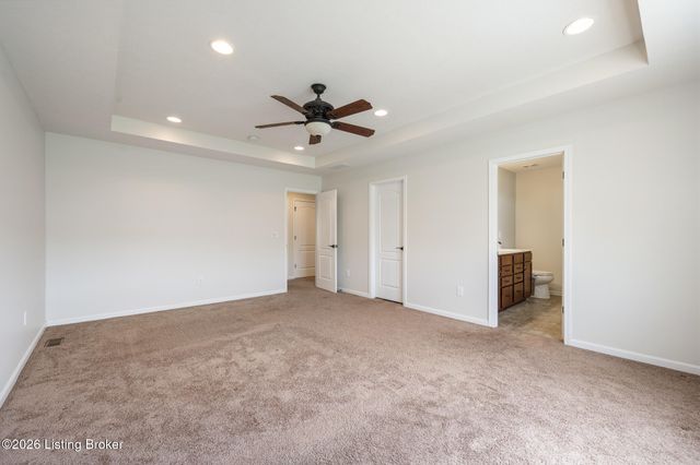 11716 Chandler Ct, Louisville, KY 40299