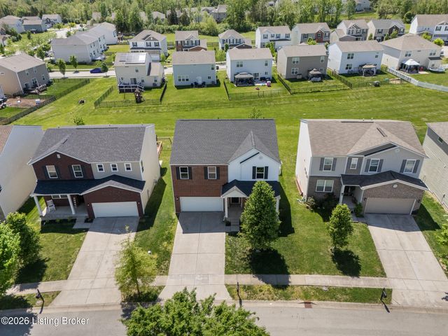 11716 Chandler Ct, Louisville, KY 40299