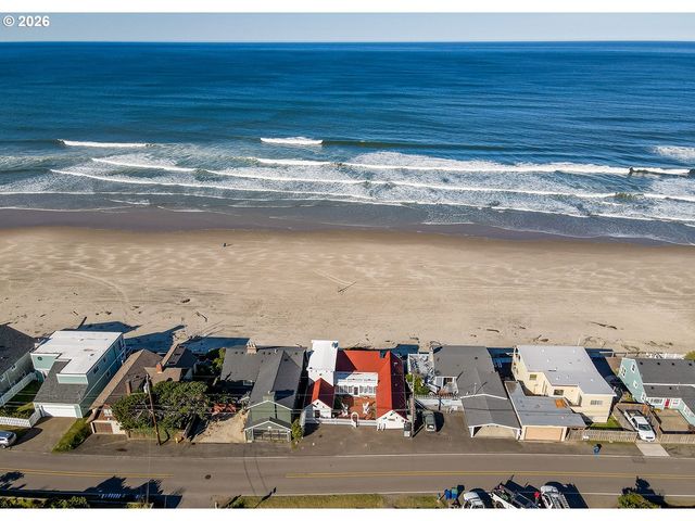 7111 Nw LOGAN Rd, Lincoln City, OR 97367