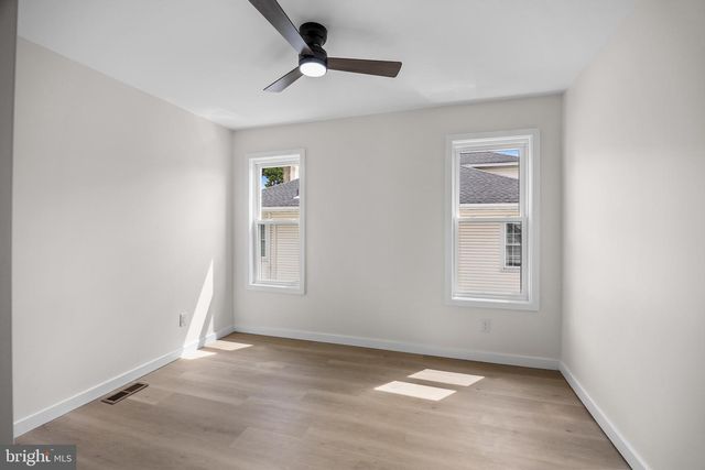 140 WASHINGTON AVE, Collingswood, NJ 08108