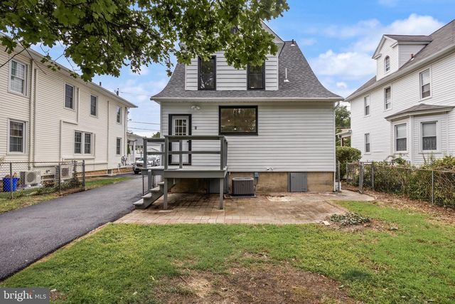 140 WASHINGTON AVE, Collingswood, NJ 08108