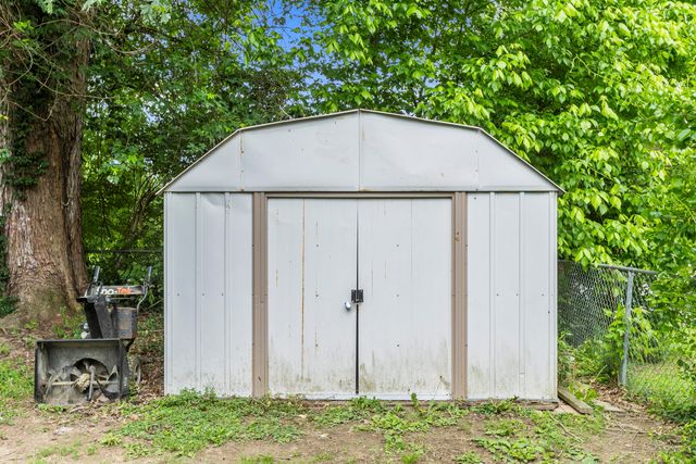 301 Parkside Court, Morehead, KY 40351