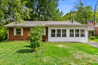 301 Parkside Court, Morehead, KY 40351