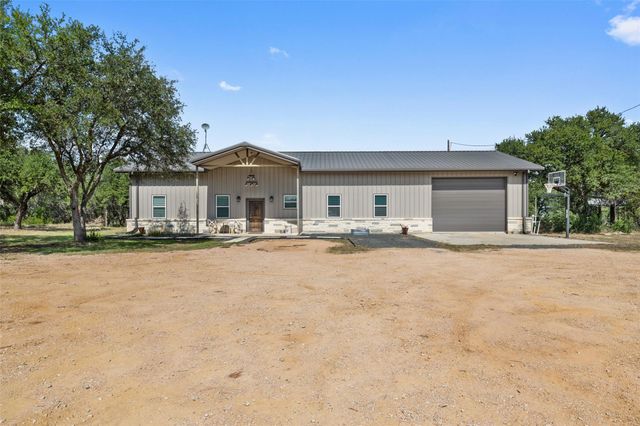 764 Stubbs RD, Johnson City, TX 78636