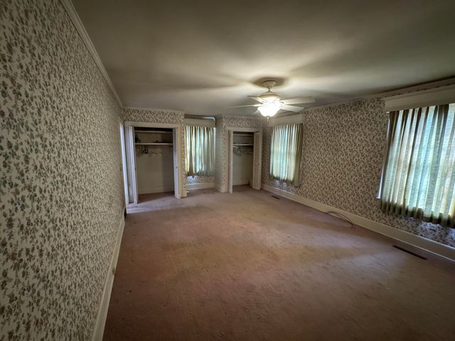 200 N Lemacks Street, Walterboro, SC 29488