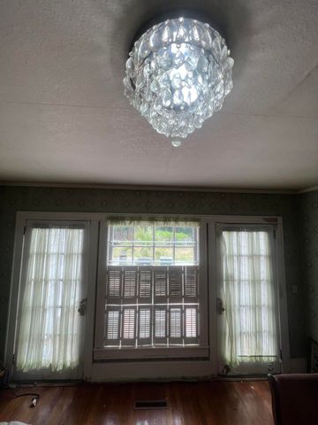 200 N Lemacks Street, Walterboro, SC 29488