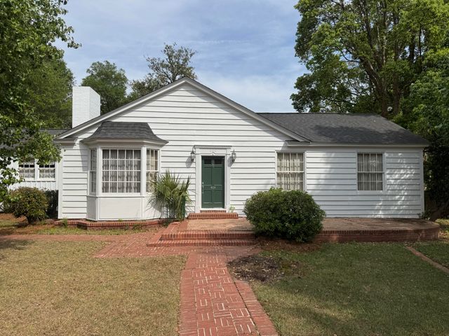 200 N Lemacks Street, Walterboro, SC 29488