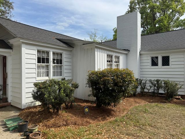 200 N Lemacks Street, Walterboro, SC 29488