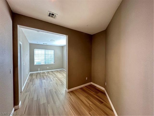 8313 Agnew Valley Court, Las Vegas, NV 89178