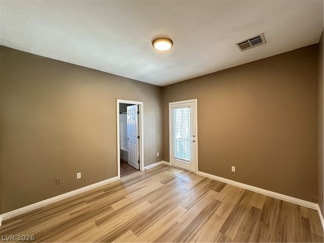 8313 Agnew Valley Court, Las Vegas, NV 89178