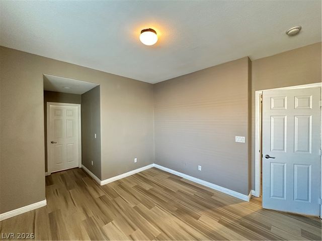 8313 Agnew Valley Court, Las Vegas, NV 89178