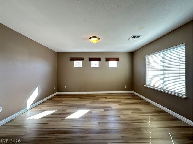 8313 Agnew Valley Court, Las Vegas, NV 89178