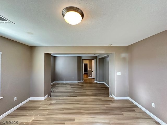 8313 Agnew Valley Court, Las Vegas, NV 89178