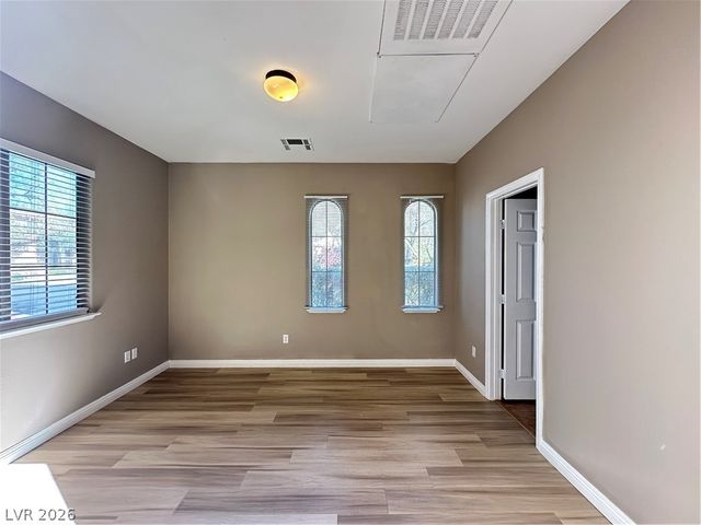 8313 Agnew Valley Court, Las Vegas, NV 89178