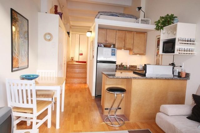 12 Stoneholm 503, Boston, MA 02115