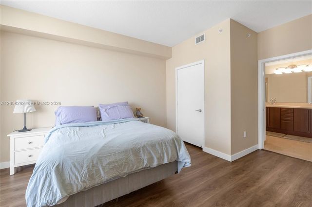 1111 SW 1st Avenue 2723N, Miami, FL 33130