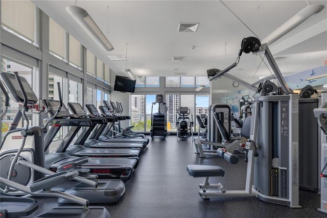 1111 SW 1st Avenue 2723N, Miami, FL 33130