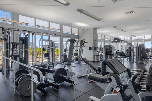 1111 SW 1st Avenue 2723N, Miami, FL 33130