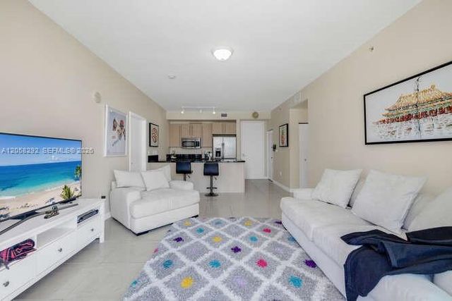 1111 SW 1st Avenue 2723N, Miami, FL 33130