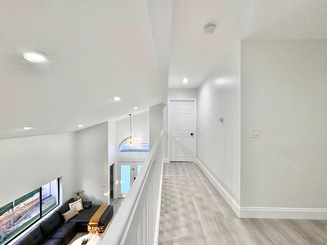 3 Kyle Way, Boynton Beach, FL 33426