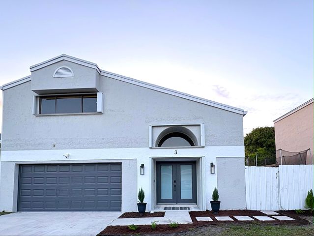 3 Kyle Way, Boynton Beach, FL 33426