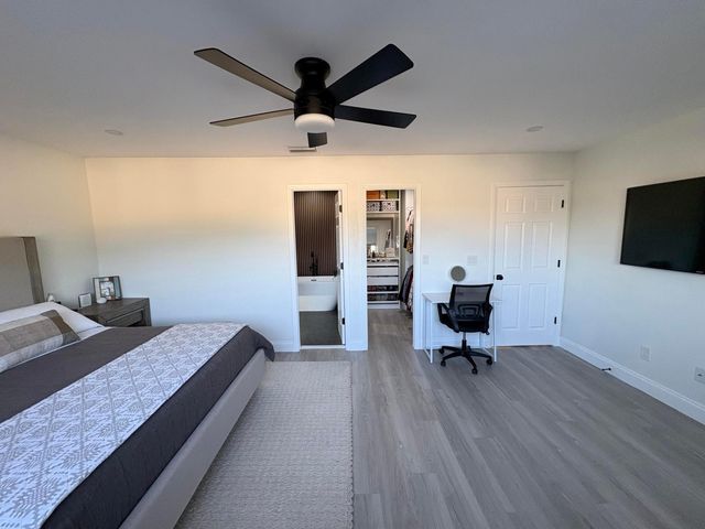 3 Kyle Way, Boynton Beach, FL 33426