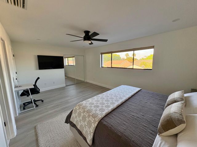 3 Kyle Way, Boynton Beach, FL 33426